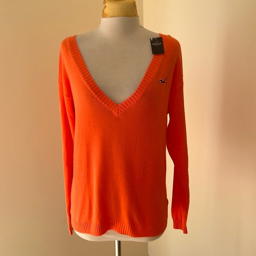 New! Hollister medium orange V neck knit high low sweater.